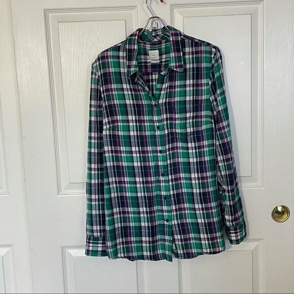 Gap The Fitted Boyfriend Plaid Flannel Button Up Shirt, Medium - Picture 7 of 13